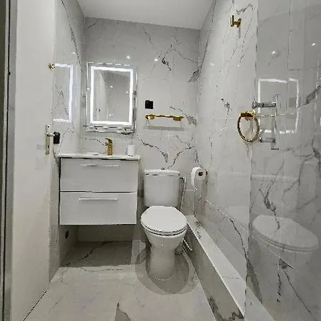 Superbe Appartement, 2